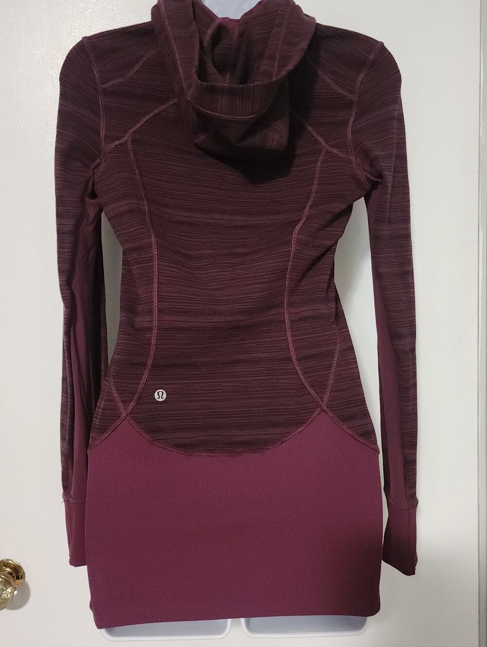 Lululemon Define Hooded Full  Zip Jacket in Plum, Size 4